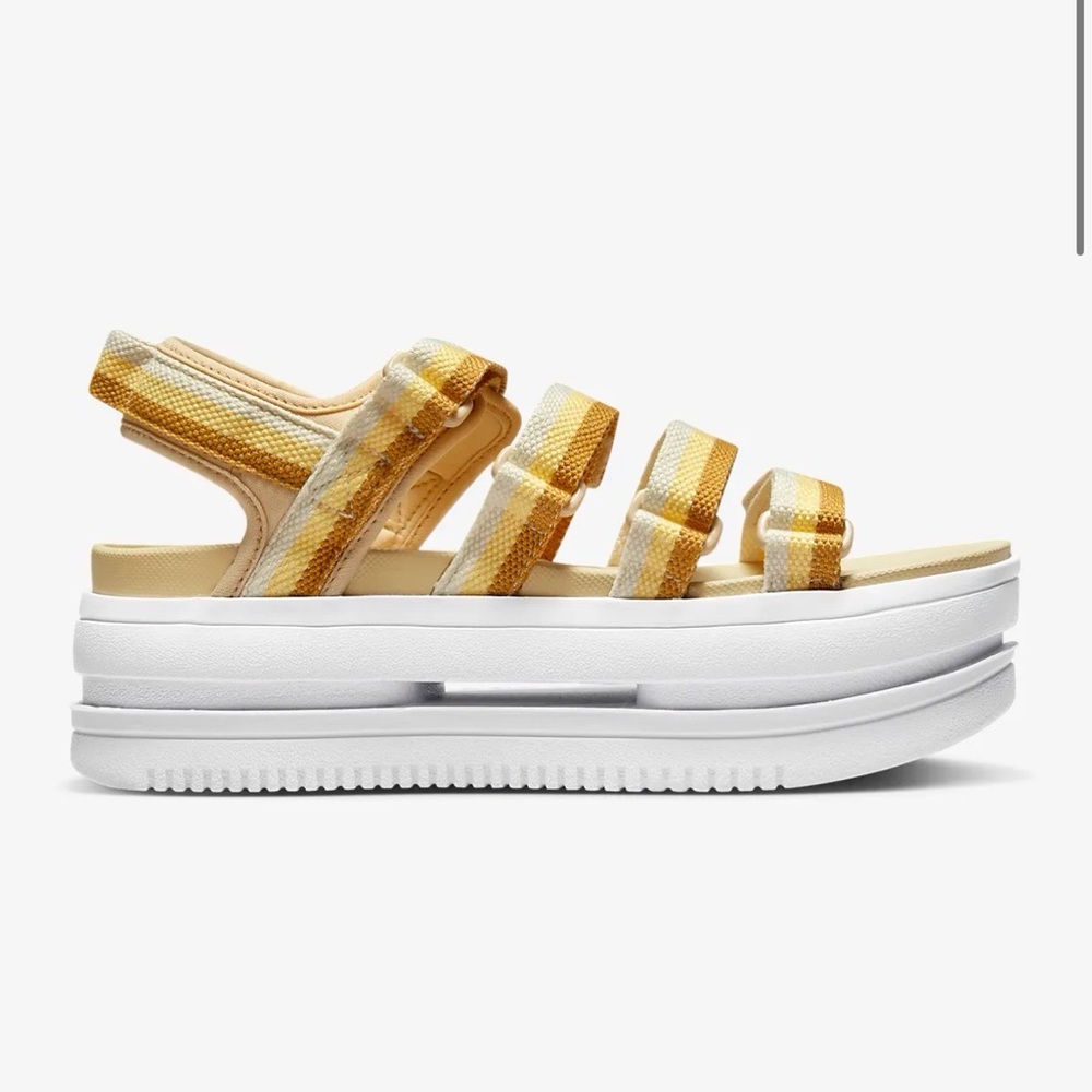 New Nike Icon Classic platform sandal size 8